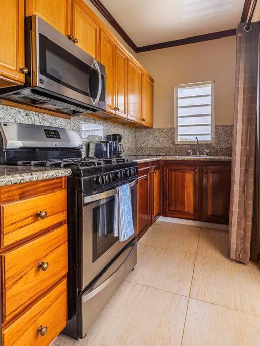 The Junior Suite'S "Palm Studio Apartment" South Hill Village 외부 사진